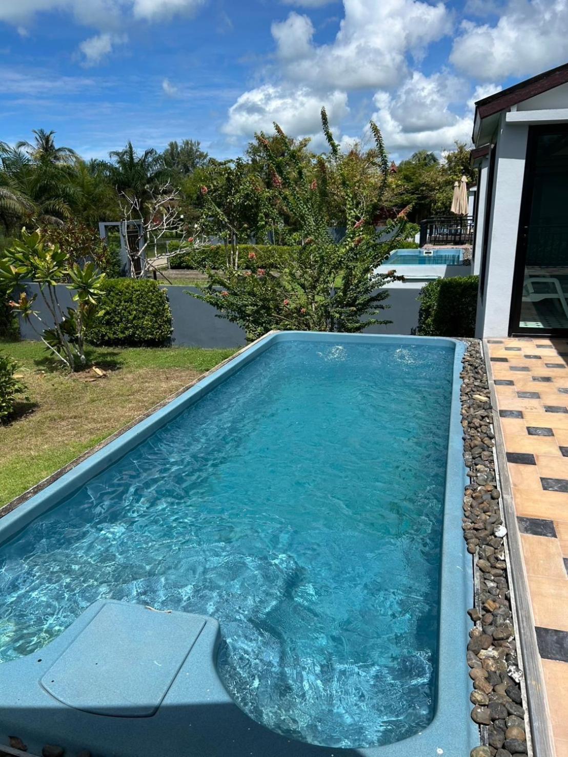 The Hip Resort @ Khao Lak Bang Sak Exterior photo