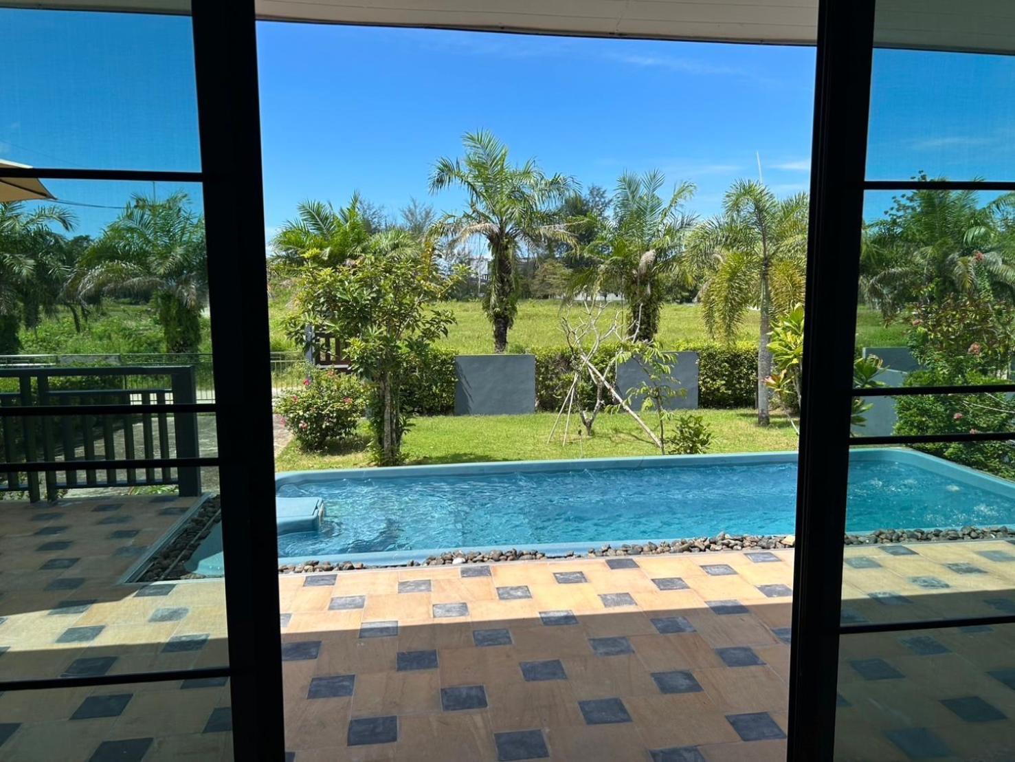 The Hip Resort @ Khao Lak Bang Sak Exterior photo